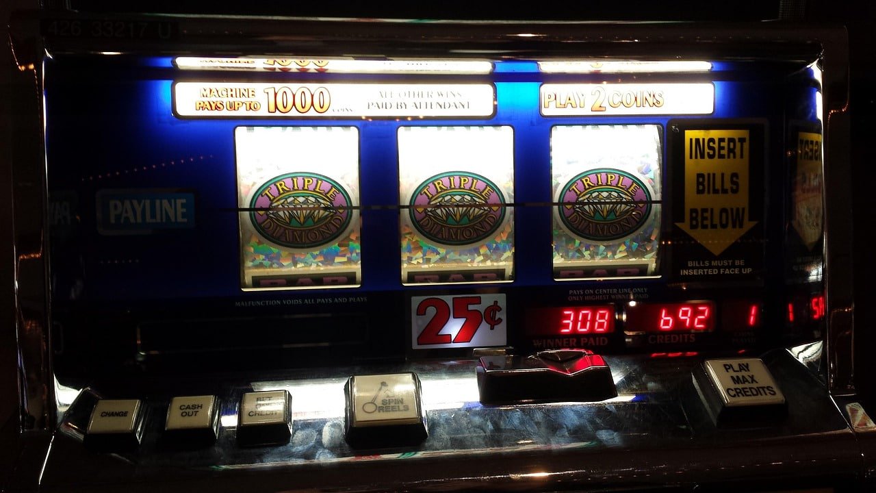 Meja baccarat kasino live ATO77 – suasana elegan dengan dealer berpengalaman